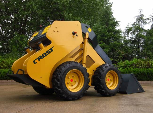 Мини-погрузчик GROST ML350 Мини-погрузчик GROST ML350