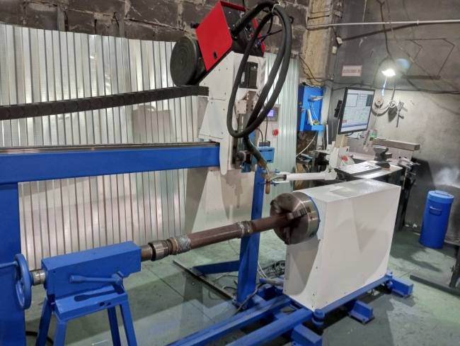 наплавочный станок с ЧПУ УНП-1530 наплавочный станок с ЧПУ УНП-1530