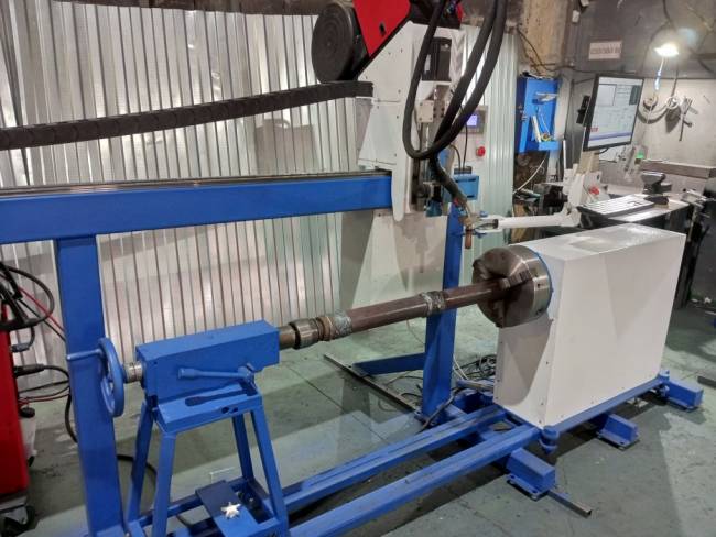 наплавочный станок с ЧПУ УНП-1530 наплавочный станок с ЧПУ УНП-1530