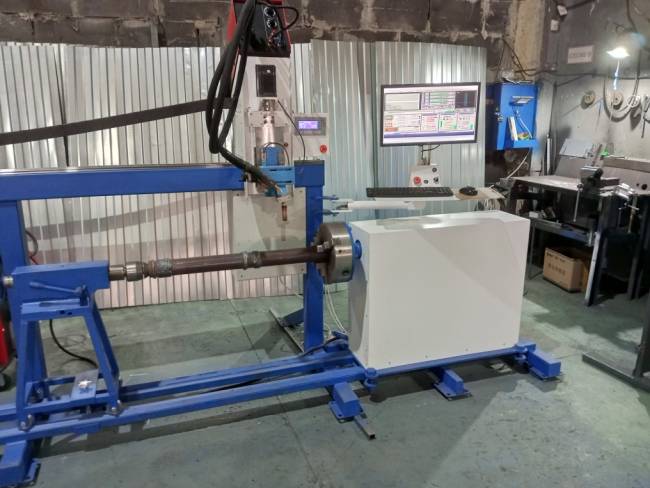 наплавочный станок с ЧПУ УНП-1530 наплавочный станок с ЧПУ УНП-1530