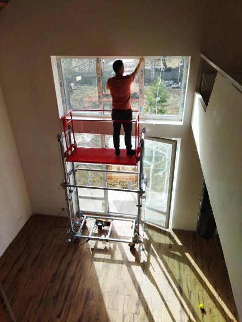 Вышка-подъемник аккумуляторная МВТ-А-001-4 Вышка-подъемник аккумуляторная МВТ-А-001-4