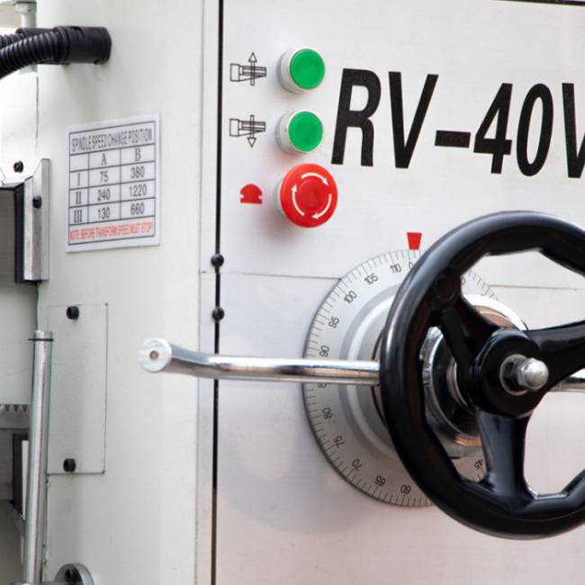 Радиально-сверлильный станок RV-40V Радиально-сверлильный станок RV-40V