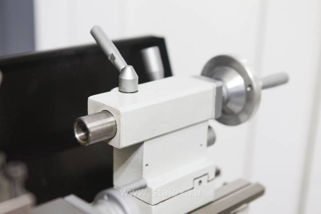 Настольный токарный станок по металлу Stalex D210x400C