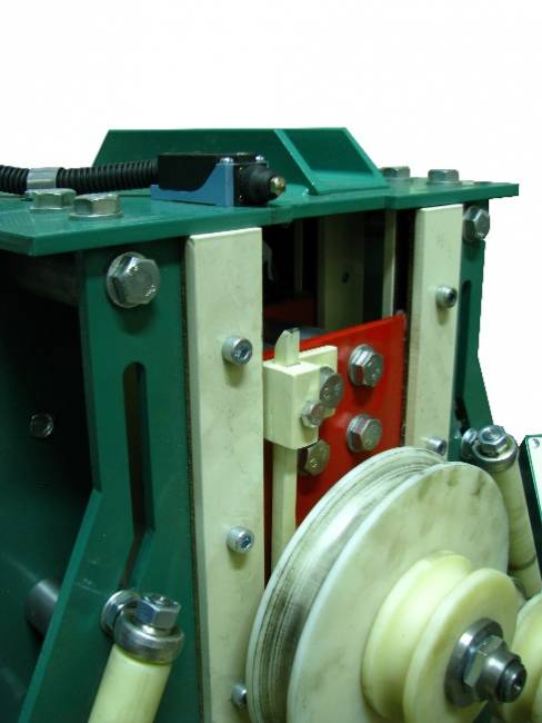 Профилегиб-трубогиб электромеханический АПВ УНИГМА-макси Профилегиб-трубогиб электромеханический АПВ УНИГМА-макси